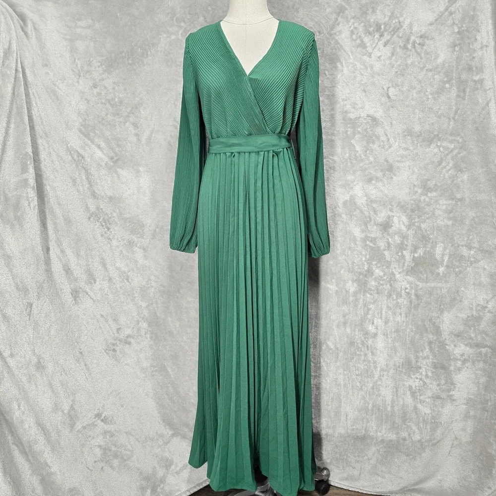 Maxi‎ Dress Women M Emerald Green Pleated Long Sleeve V-Neck Belt Wedding Party